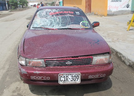 carro-accidente-av-pardo